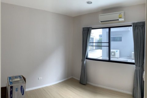 Дом в Чом Тхонге, Бангкок, Таиланд с 4 спальнями № 159489 - фото 6