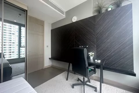 Condo à Huai Khwang, Bangkok, Thaïlande, 2 chambres  № 138746 - photo 11