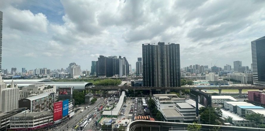 Condo à Huai Khwang, Bangkok, Thaïlande, 2 chambres  № 138746