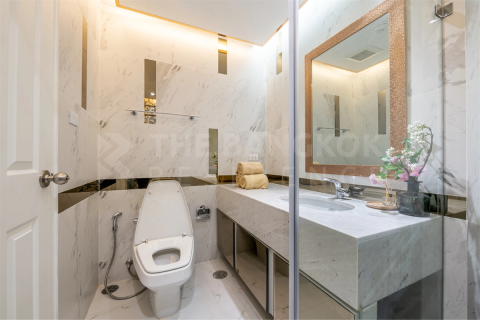 Condo à Bangkok, Thaïlande, 2 chambres  № 184823 - photo 6