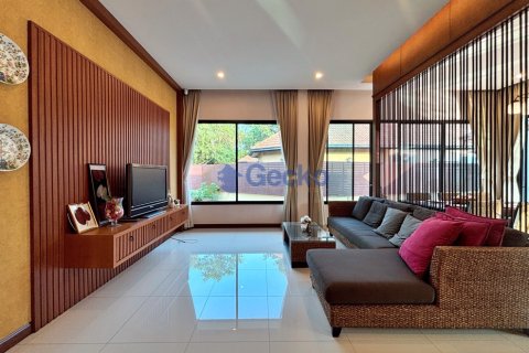 Haus in Pattaya, Thailand 4 Schlafzimmer № 220463 - Foto 4