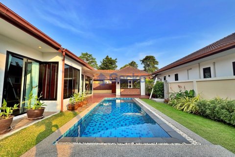 Haus in Pattaya, Thailand 4 Schlafzimmer № 220463 - Foto 3