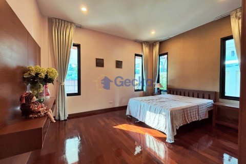 Haus in Pattaya, Thailand 4 Schlafzimmer № 220463 - Foto 8