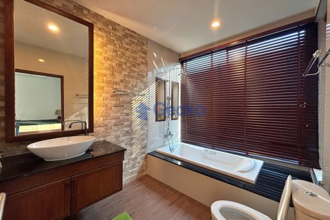 Haus in Pattaya, Thailand 4 Schlafzimmer № 220463 - Foto 24