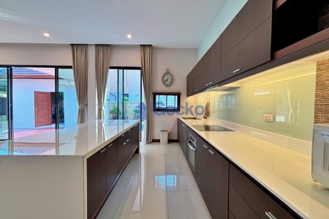 Haus in Pattaya, Thailand 4 Schlafzimmer № 220463 - Foto 29