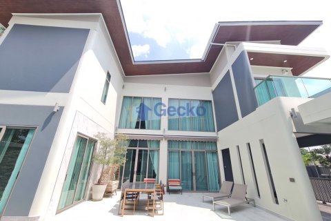 Haus in Pattaya, Thailand 5 Schlafzimmer № 220464 - Foto 8