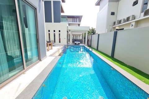 Haus in Pattaya, Thailand 5 Schlafzimmer № 220464 - Foto 15