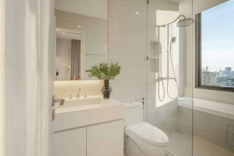 Condo in Bangkok, Thailand, 2 bedrooms  № 180836 - photo 8