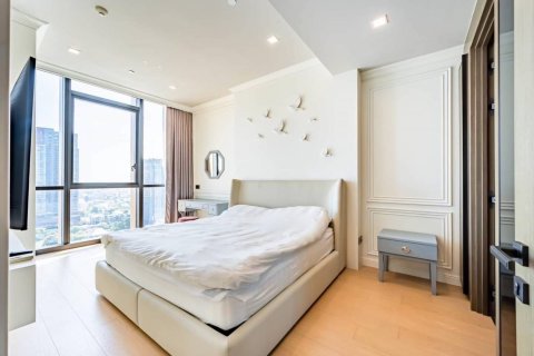 Condo in Bangkok, Thailand, 2 bedrooms  № 180839 - photo 24