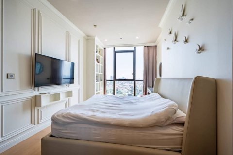 Condo in Bangkok, Thailand, 2 bedrooms  № 180839 - photo 26