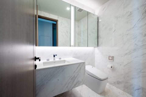 Condo in Bangkok, Thailand, 2 bedrooms  № 180839 - photo 28