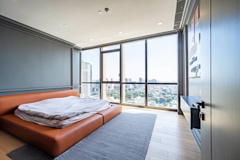 Condo in Bangkok, Thailand, 2 bedrooms  № 180839 - photo 13