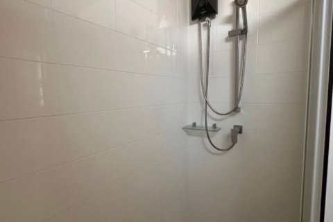 Condo in Bangkok, Thailand, 2 bedrooms № 167648 - photo 9