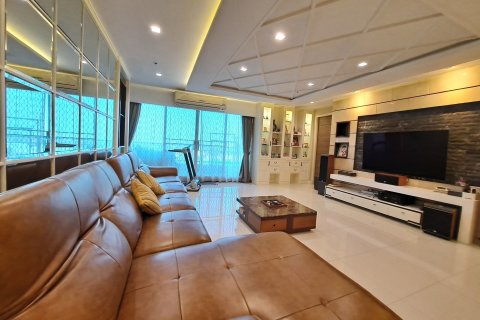 Кондоминиум с 3 спальнями в Ян Наве, Бангкок, Таиланд № 161665 - фото 14