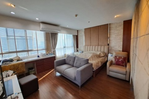 Кондоминиум с 3 спальнями в Ян Наве, Бангкок, Таиланд № 161665 - фото 18