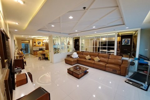 Кондоминиум с 3 спальнями в Ян Наве, Бангкок, Таиланд № 161665 - фото 13