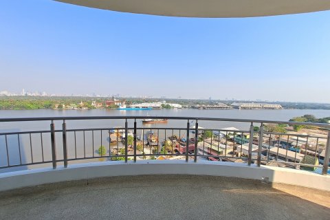 Кондоминиум с 3 спальнями в Ян Наве, Бангкок, Таиланд № 161665