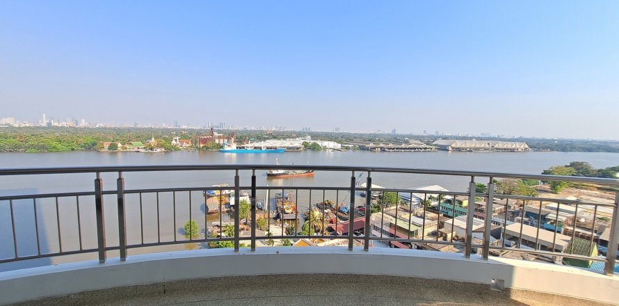 Кондоминиум с 3 спальнями в Ян Наве, Бангкок, Таиланд № 161665