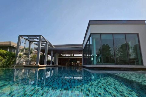 Maison à Pathum Thani, Thaïlande 3 chambres № 161667 - photo 6