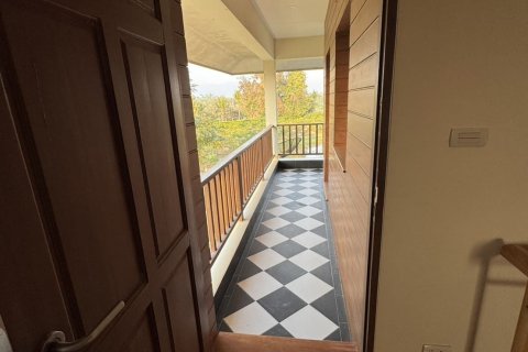 House in Chiang Mai, Thailand 4 bedrooms № 161661 - photo 16