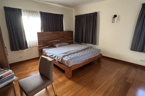 House in Chiang Mai, Thailand 4 bedrooms № 161661 - photo 12