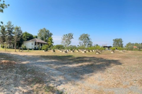 House in Chiang Mai, Thailand 4 bedrooms № 161661 - photo 24