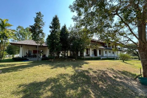 House in Chiang Mai, Thailand 4 bedrooms № 161661 - photo 6