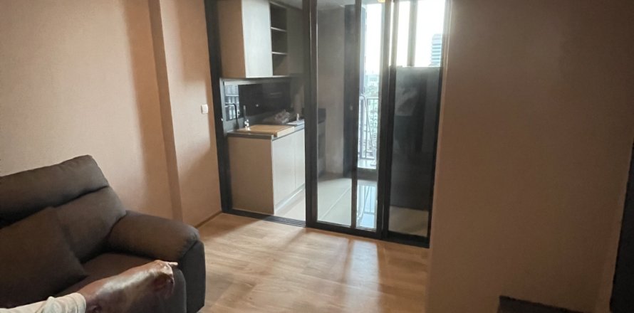 Studio dans le Condo à Khlong Toei, Bangkok, Thaïlande  № 148566