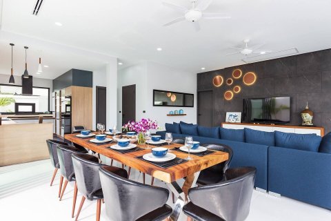 Villa in Phuket, Thailand 4 bedrooms № 148564 - photo 26