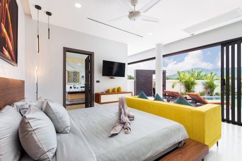 Villa in Phuket, Thailand 4 bedrooms № 148564 - photo 18