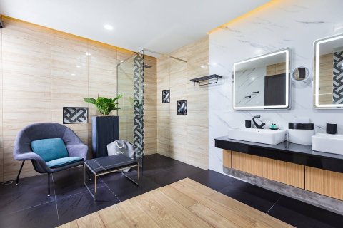 Villa in Phuket, Thailand 4 bedrooms № 148564 - photo 12