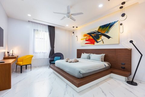 Villa in Phuket, Thailand 4 bedrooms № 148564 - photo 19
