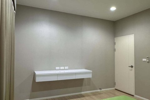 Townhouse in Suan Luang, Bangkok, Thailand 3 bedrooms № 151792 - photo 13
