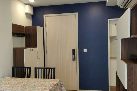 Condo in Phra Khanong, Bangkok, Thailand, 2 bedrooms  № 159464 - photo 3