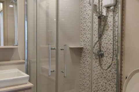 Condo in Phra Khanong, Bangkok, Thailand, 2 bedrooms  № 159464 - photo 13