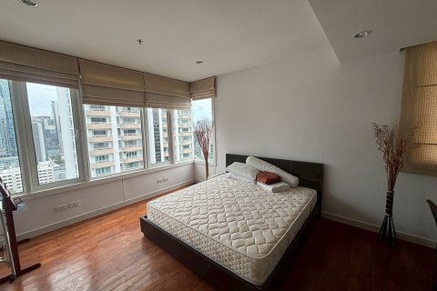 Condo in Khlong Toei, Bangkok, Thailand, 2 bedrooms  № 159467 - photo 3