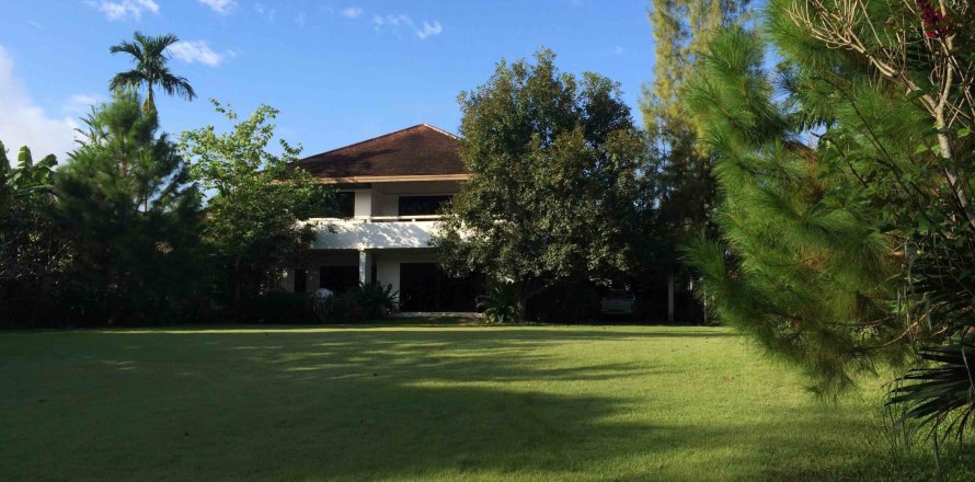 Вилла в Чианграе, Таиланд с 4 спальнями  № 159462