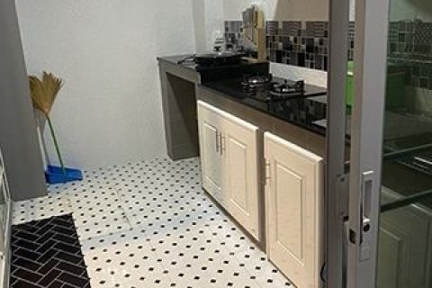 Таунхаус в Пхра Прадаенге, Таиланд с 4 спальнями  № 159465 - фото 9