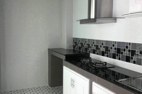 Таунхаус в Пхра Прадаенге, Таиланд с 4 спальнями  № 159465 - фото 10