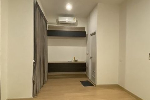 Таунхаус в Пхра Прадаенге, Таиланд с 4 спальнями  № 159465 - фото 20