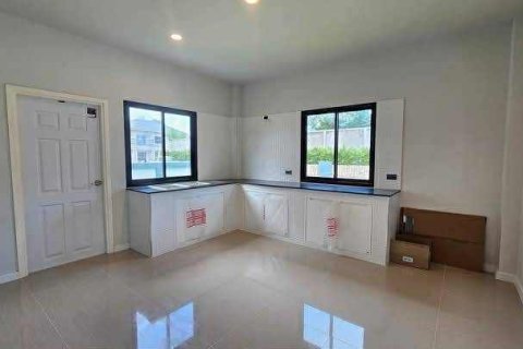 Villa in Rayong, Thailand 3 bedrooms № 148013 - photo 3