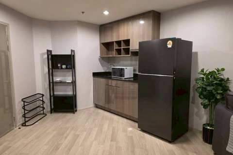 Студия в кондо в Бангне, Бангкок, Таиланд № 148008 - фото 2