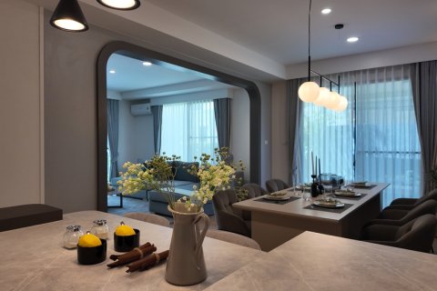 Villa in Pattaya, Thailand 4 bedrooms № 167112 - photo 12