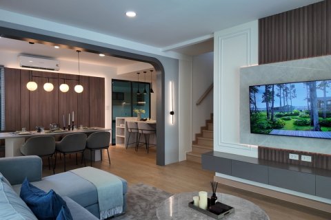 Villa in Pattaya, Thailand 4 bedrooms № 167112 - photo 6