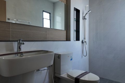 Villa in Pattaya, Thailand 4 bedrooms № 167112 - photo 22