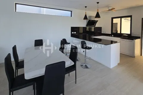 House in Chalong, Thailand 3 bedrooms № 133586 - photo 7