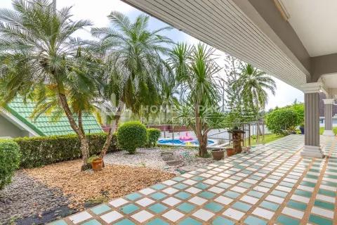 House in Phuket, Thailand 5 bedrooms № 133590 - photo 28