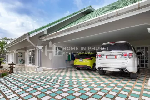 House in Phuket, Thailand 5 bedrooms № 133590 - photo 29