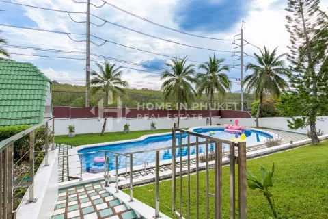 House in Phuket, Thailand 5 bedrooms № 133590 - photo 25