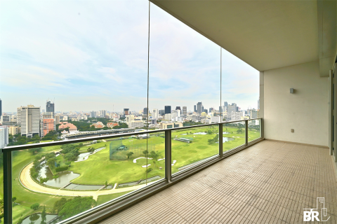 Condo in Bangkok, Thailand, 3 bedrooms № 188249 - photo 10